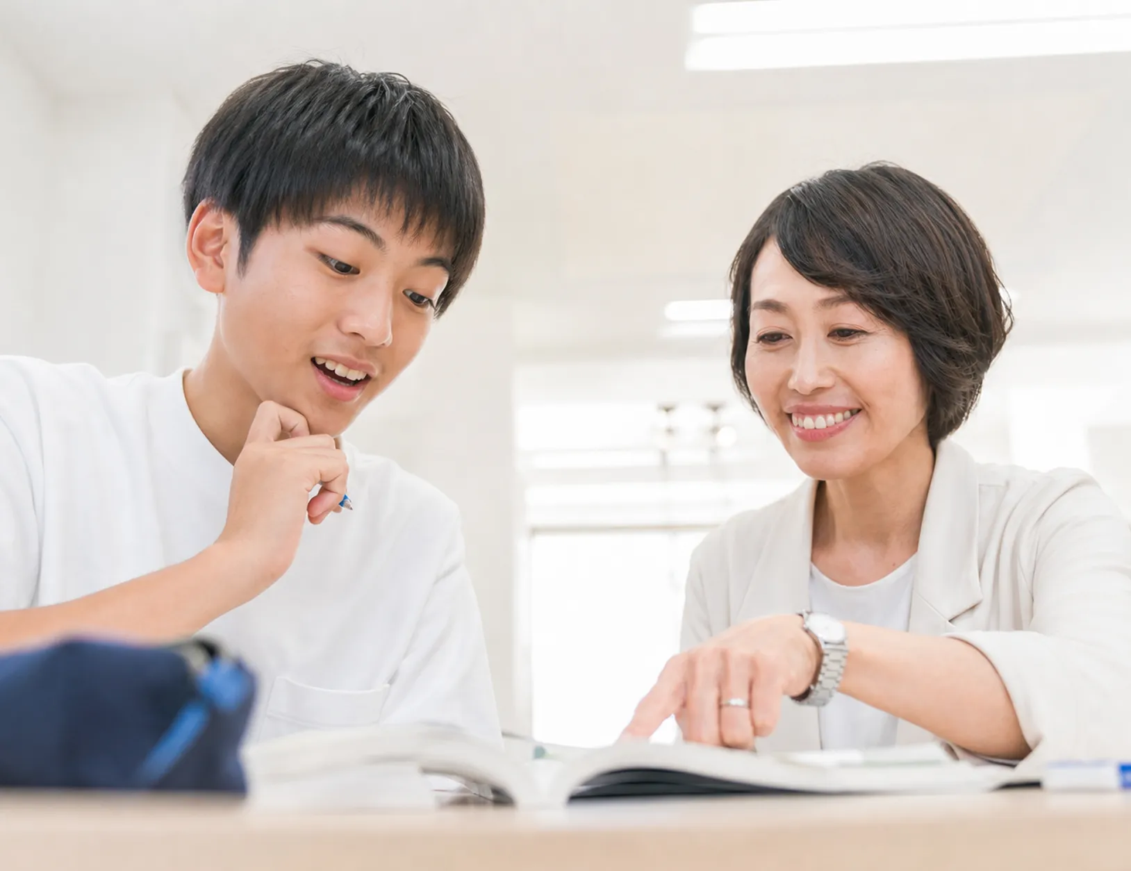 まんてん塾で学ぶ生徒の様子
